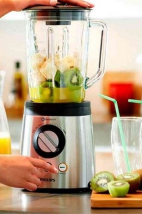  Cocktail blender