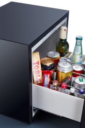  Fridge mini bar