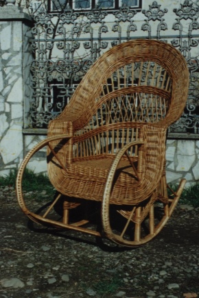  Pendulum rocking chair