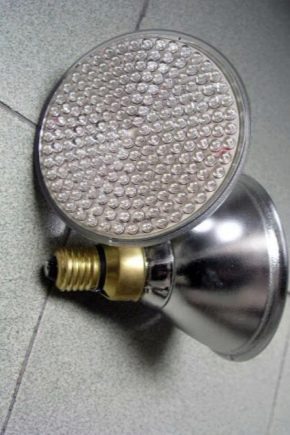  Lampu halogen untuk rumah