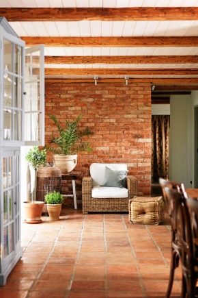  Terracotta tiles in the interior