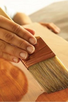  Nagtatampok ng yate varnish para sa interior woodwork