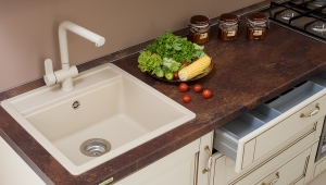  Sizes corner kitchen sinks