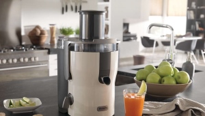  Centrifugal Juicer