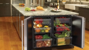  Kitchen table with drawers