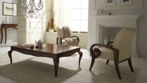  Classic style coffee table