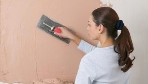  Align the walls under the wallpaper