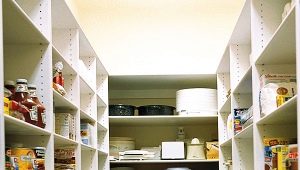  Choosing shelves in the pantry