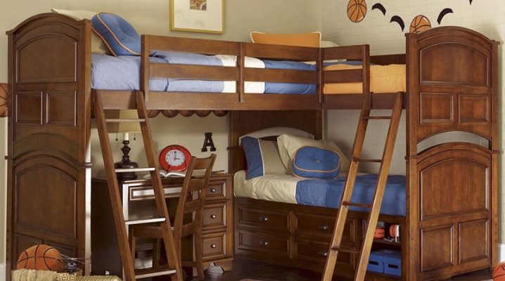  Children's bed made of natural wood