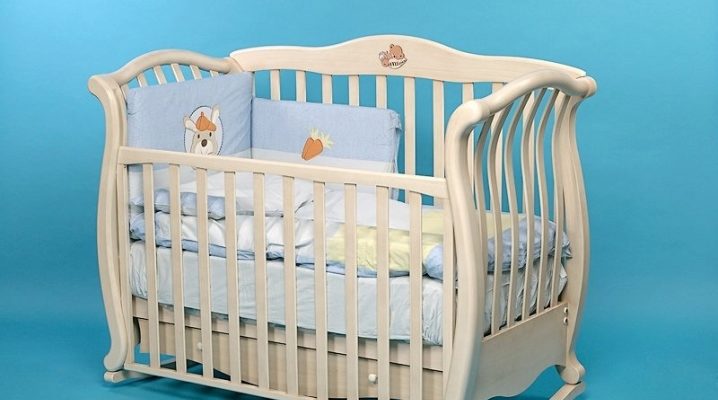  Rocking chair for newborns