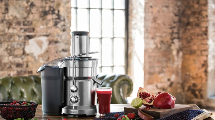  Compact Juicer