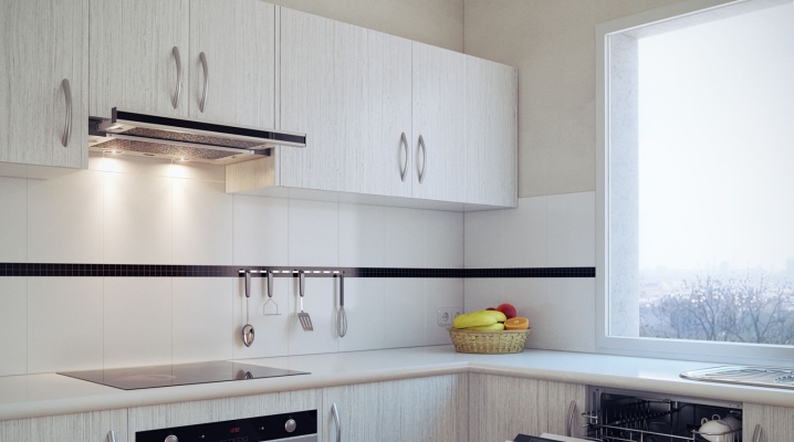  Built-in kitchen hood