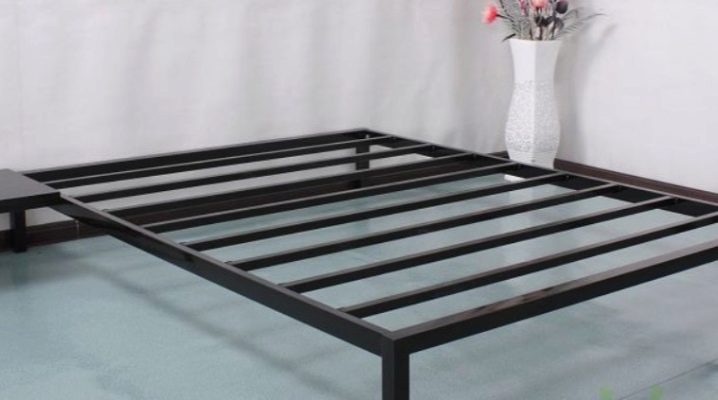  Metal bed bases