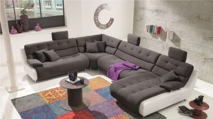  Sudut sofa besar