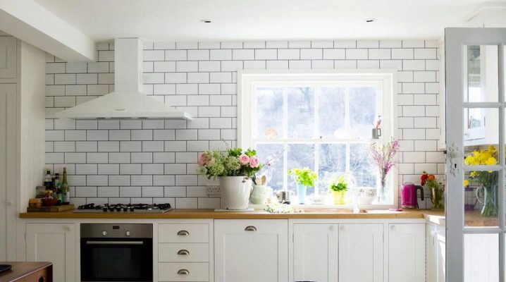  White brick tile in interior design