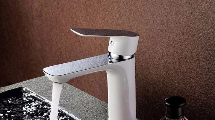  White sink faucets: range overview and selection criteria