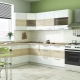  Upper kitchen cabinets