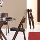  Design features of folding wooden chairs